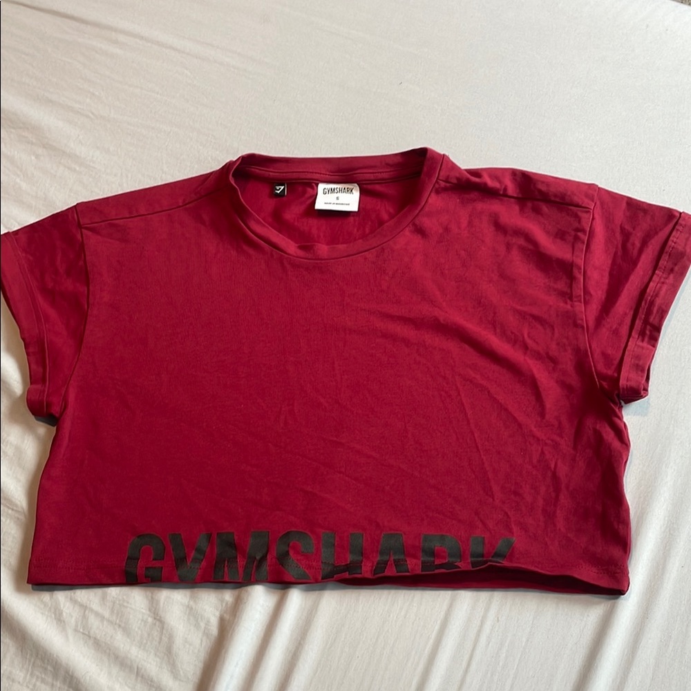 Gymshark Crop Logo Tee